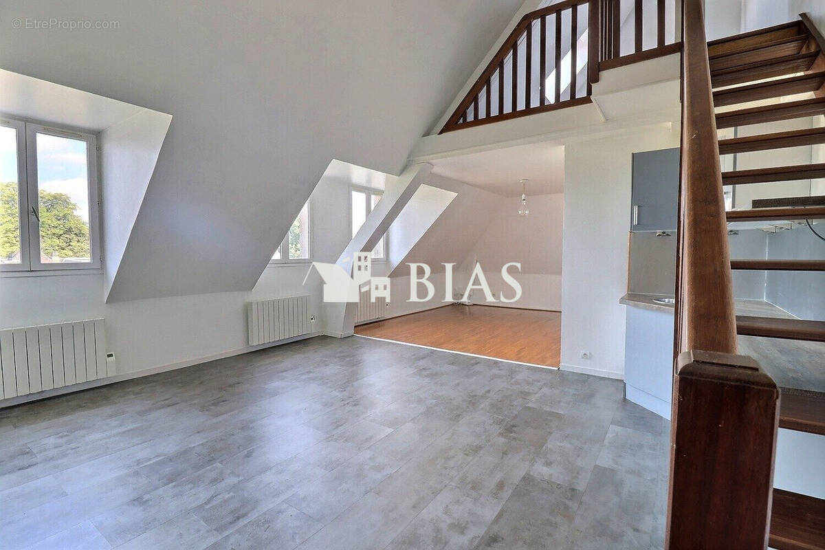 Appartement à PONT-L&#039;EVEQUE