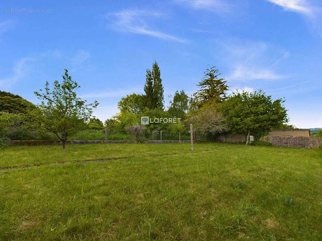 Maison à SAINT-GOAZEC