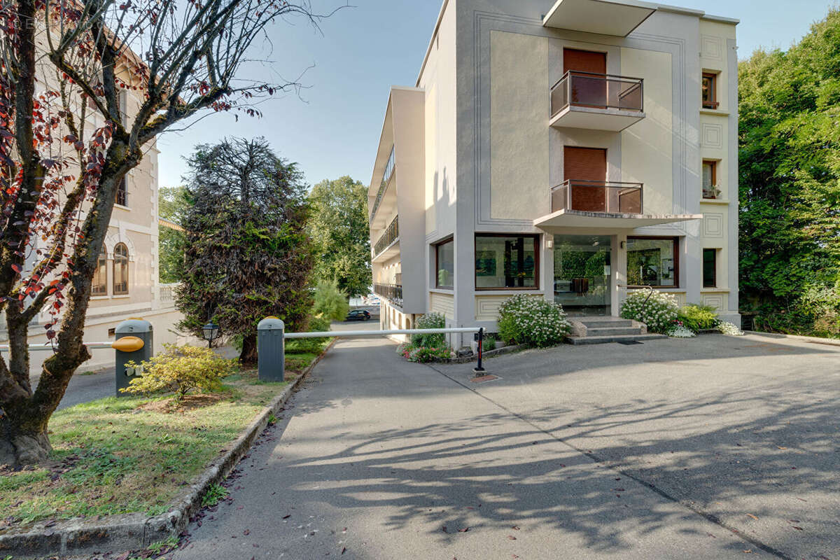 Appartement à EVIAN-LES-BAINS