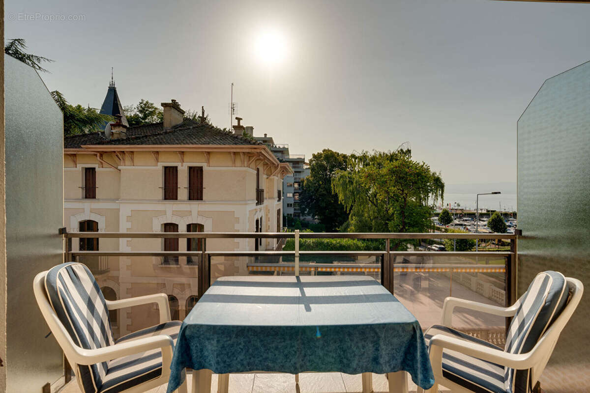 Appartement à EVIAN-LES-BAINS