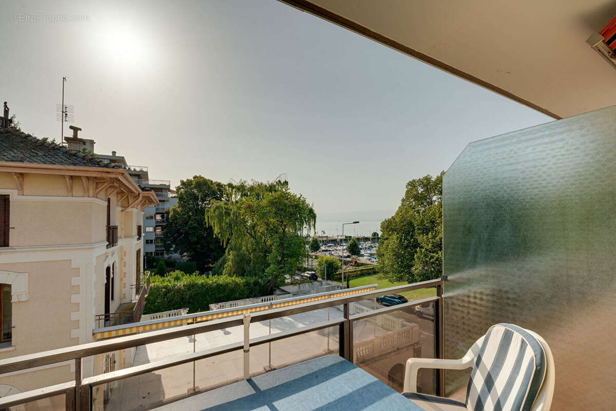 Appartement à EVIAN-LES-BAINS