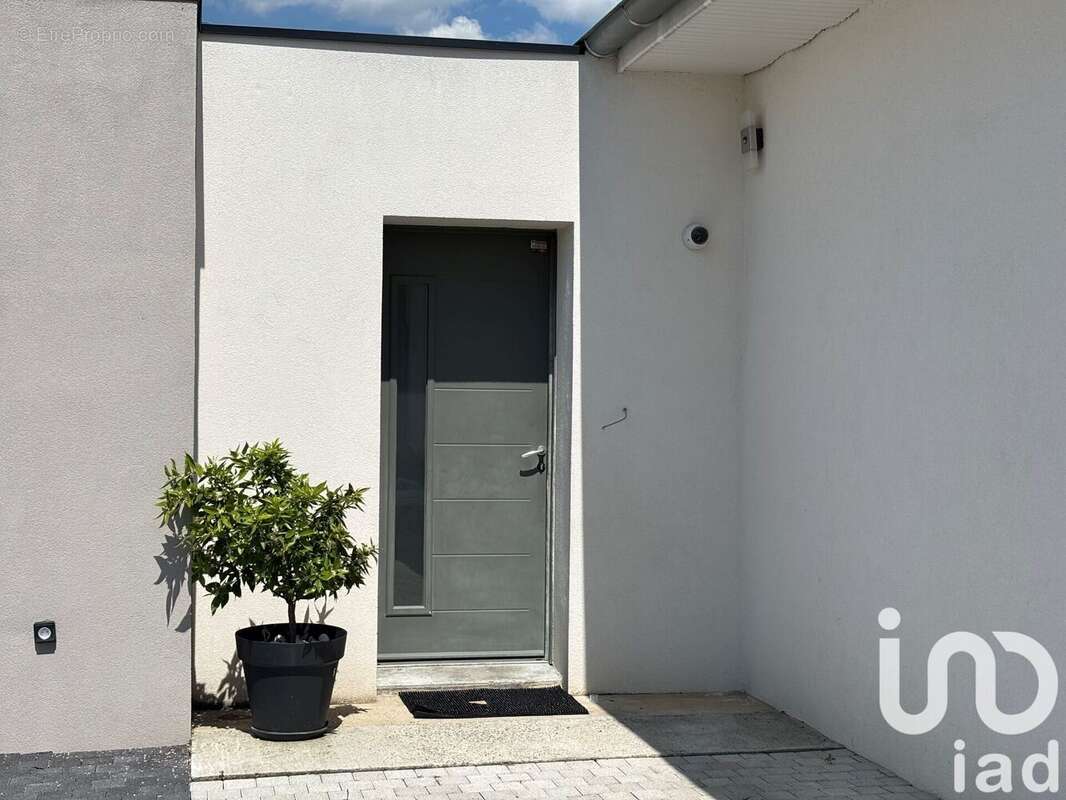 Photo 2 - Maison à DOMESSIN