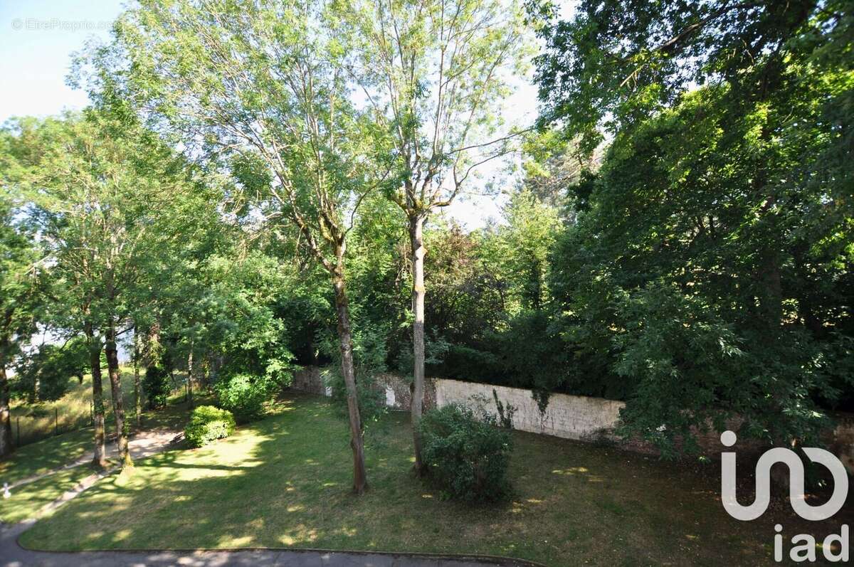 Photo 2 - Appartement à RUEIL-MALMAISON