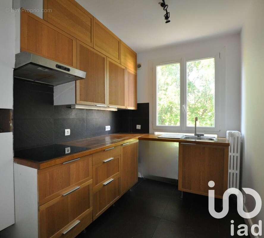 Photo 9 - Appartement à RUEIL-MALMAISON