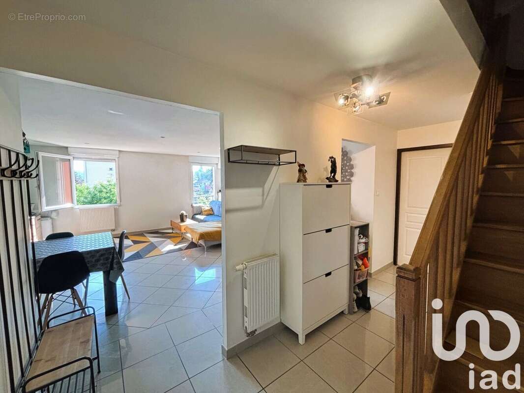 Photo 3 - Appartement à SAINT-CLAIR-DE-LA-TOUR