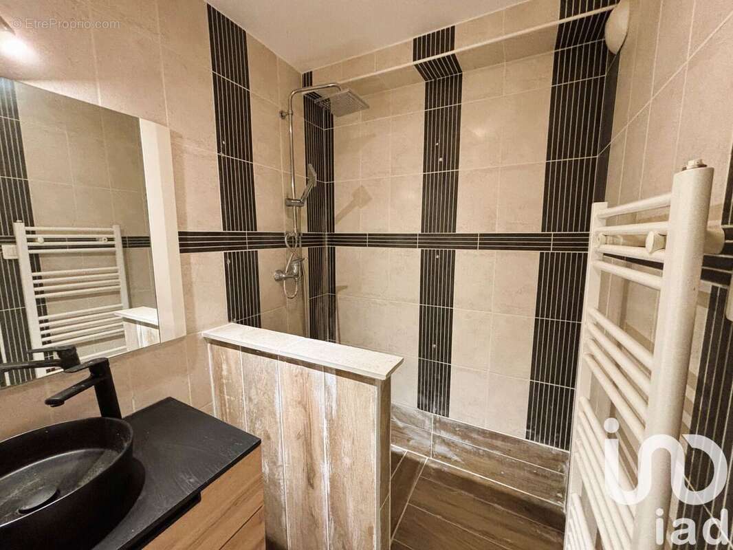 Photo 8 - Appartement à SAINT-CLAIR-DE-LA-TOUR