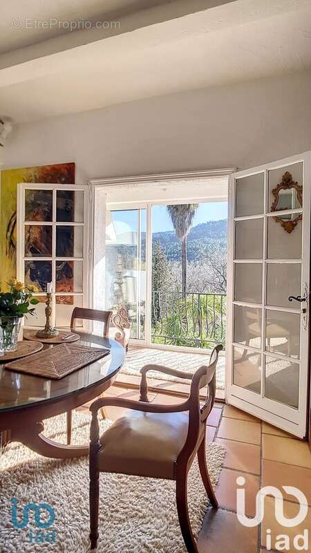 Photo 2 - Maison à LES ADRETS-DE-L&#039;ESTEREL