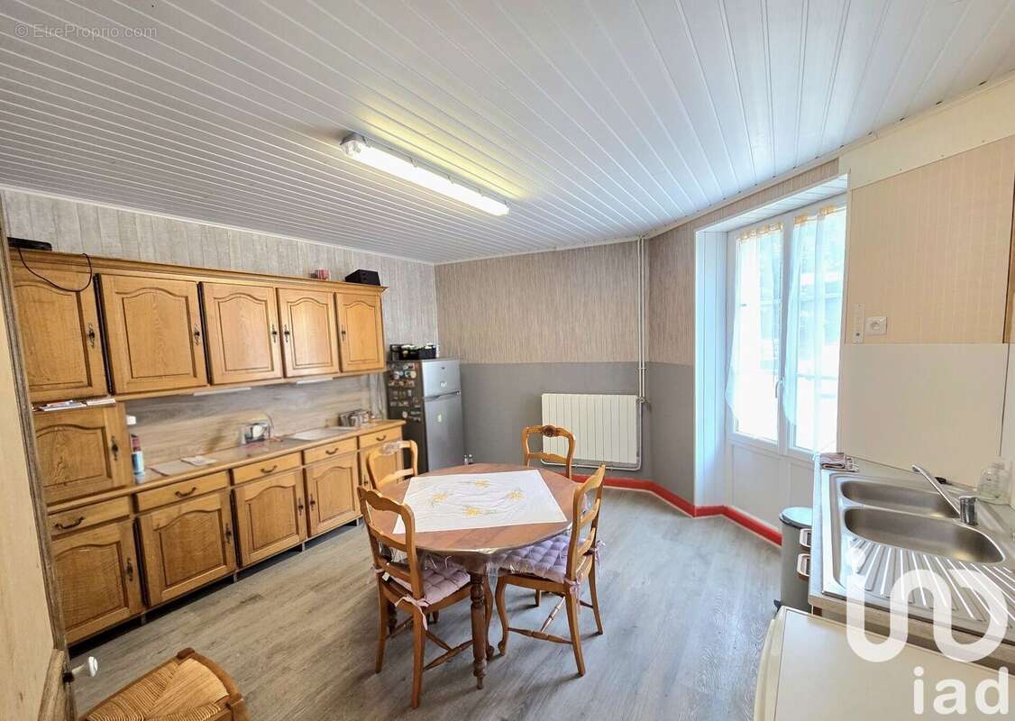 Photo 4 - Maison à MONTMORILLON