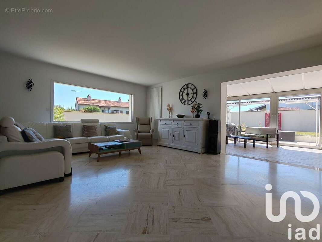 Photo 3 - Maison à LE MAY-SUR-EVRE