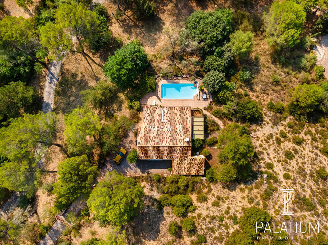 Maison à ESPARRON-DE-VERDON