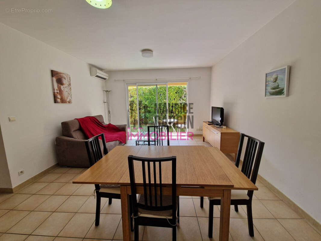 Appartement à L'ISLE-SUR-LA-SORGUE