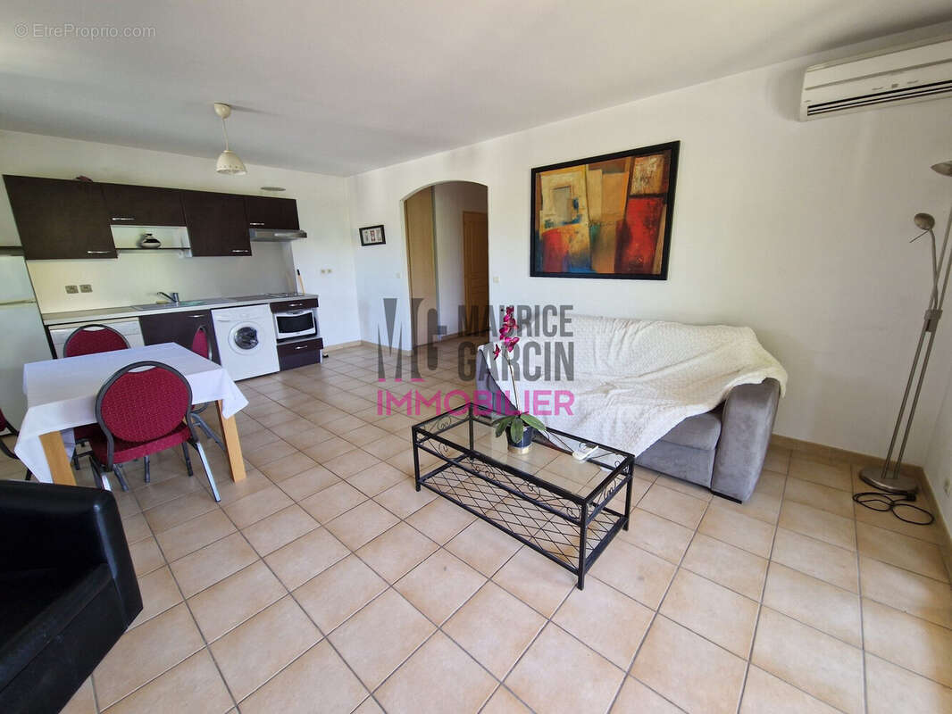 Appartement à L'ISLE-SUR-LA-SORGUE
