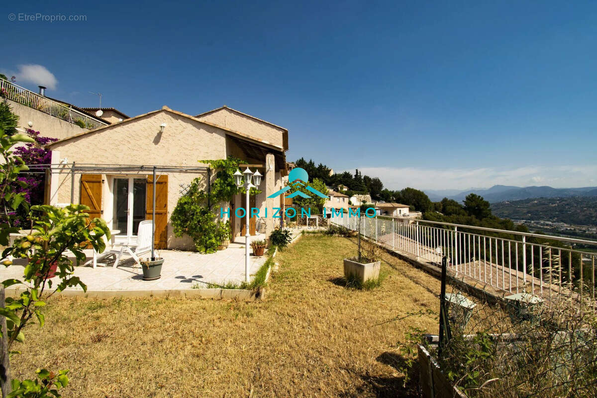 Maison à SAINT-LAURENT-DU-VAR