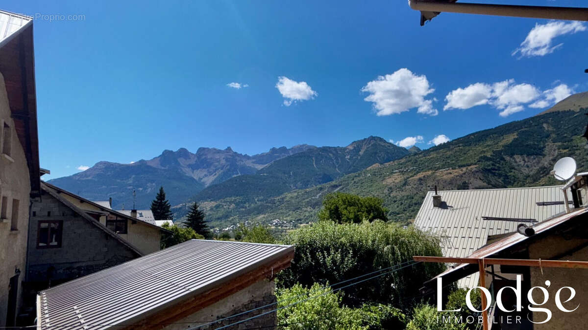 Maison à VILLAR-SAINT-PANCRACE