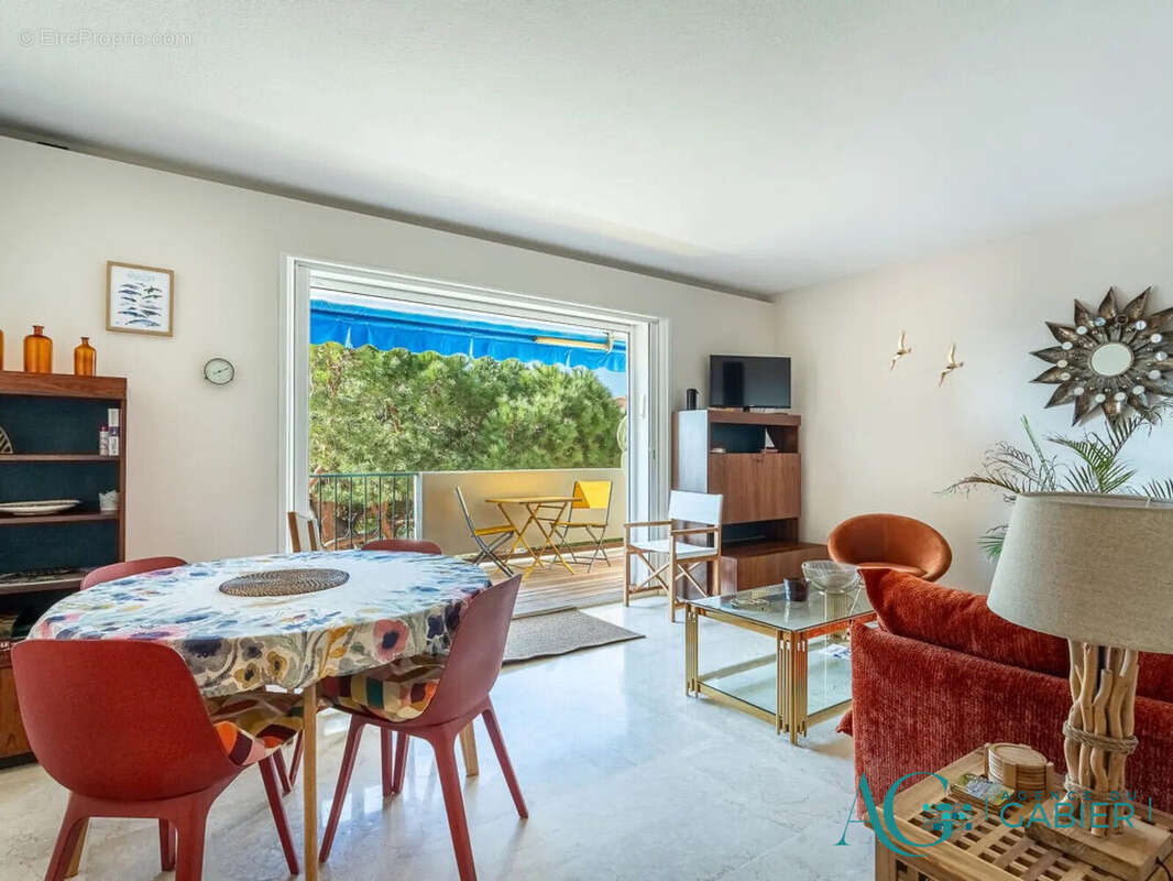 Appartement à HYERES