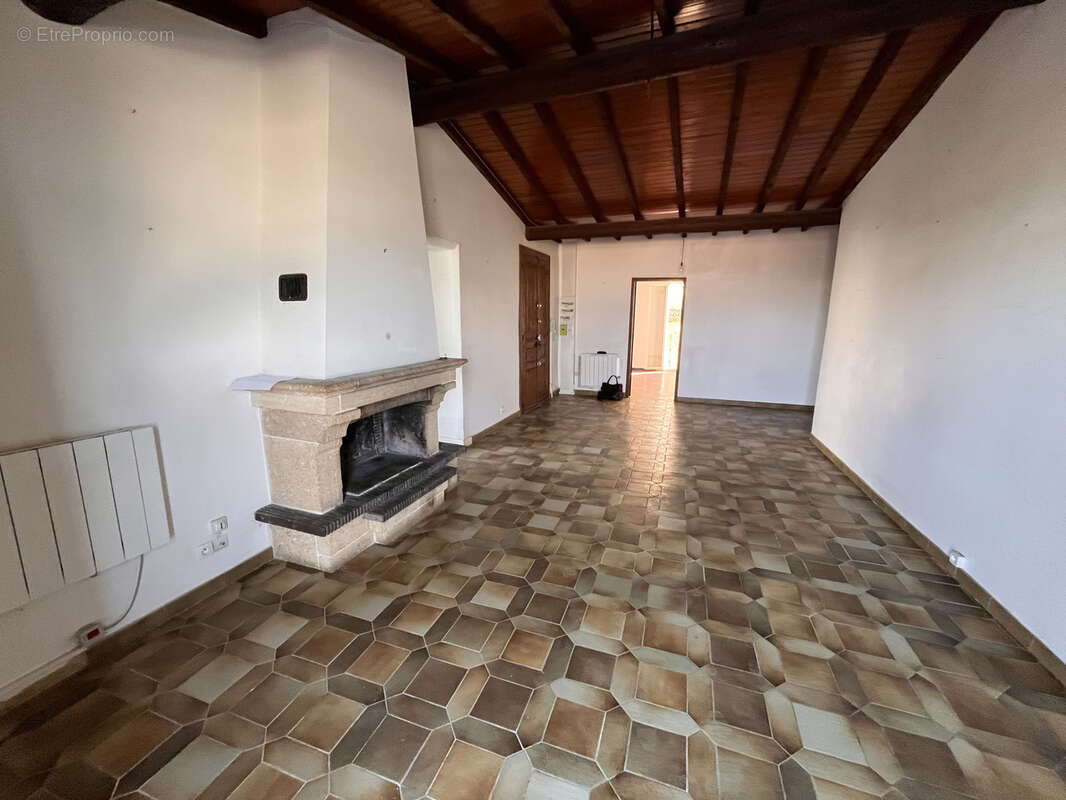 Appartement à GIGEAN