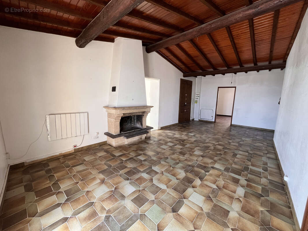 Appartement à GIGEAN