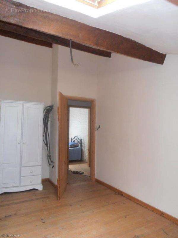 Maison à SAUZE-VAUSSAIS