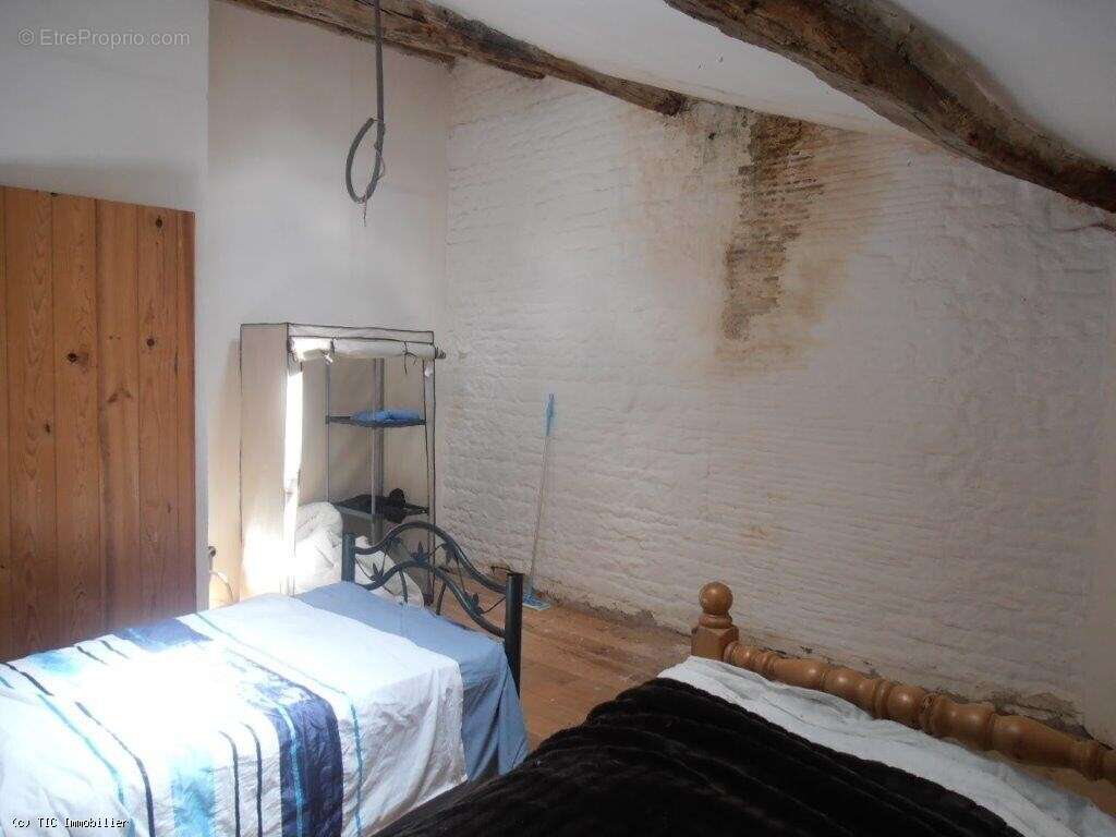 Maison à SAUZE-VAUSSAIS