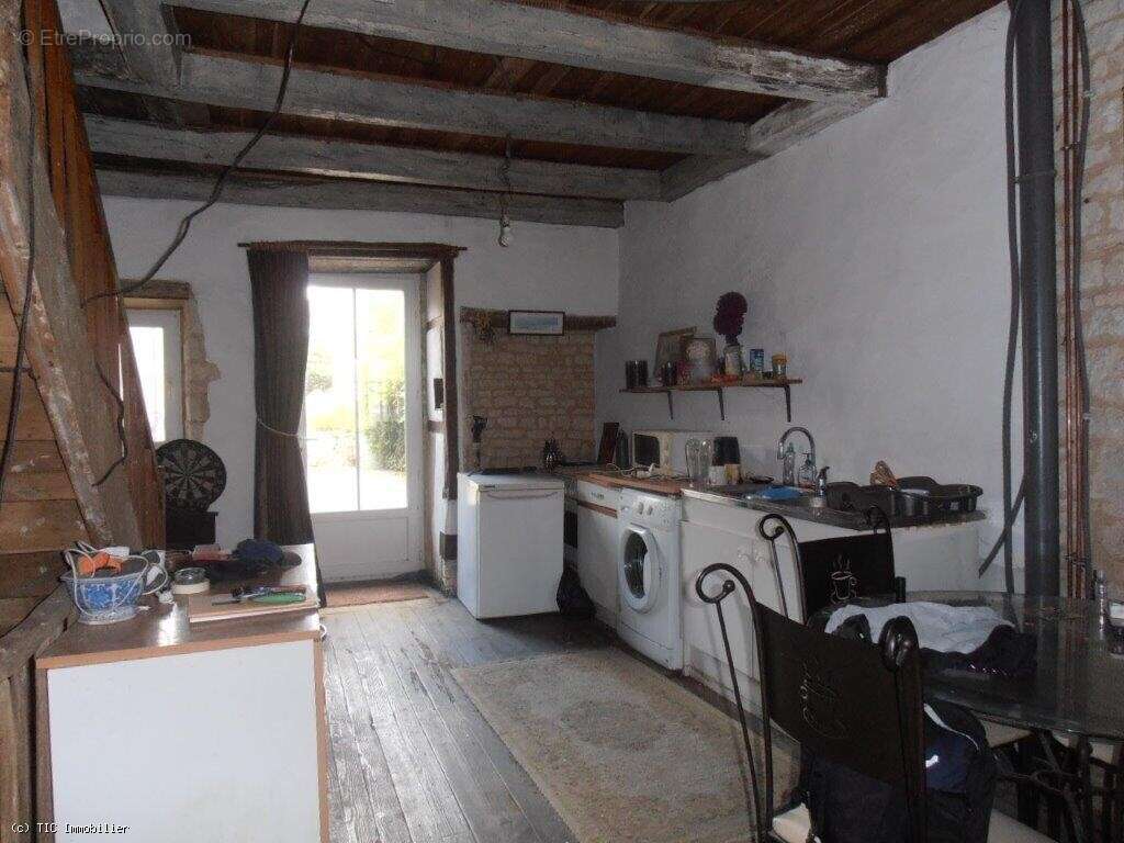 Maison à SAUZE-VAUSSAIS