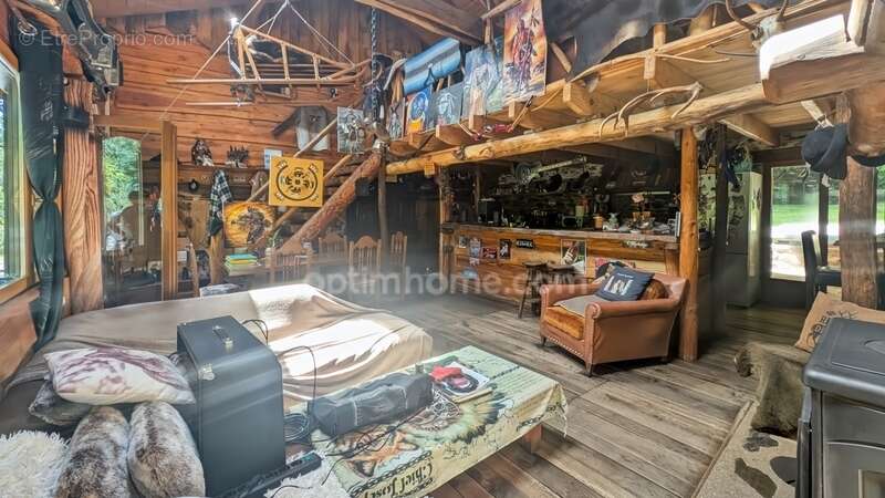 Maison à SAVIGNAC-LEDRIER