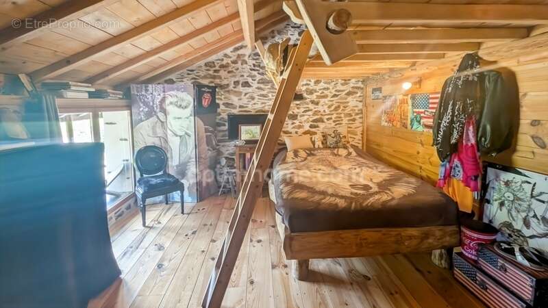 Maison à SAVIGNAC-LEDRIER