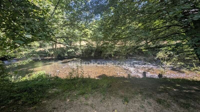 Maison à SAVIGNAC-LEDRIER