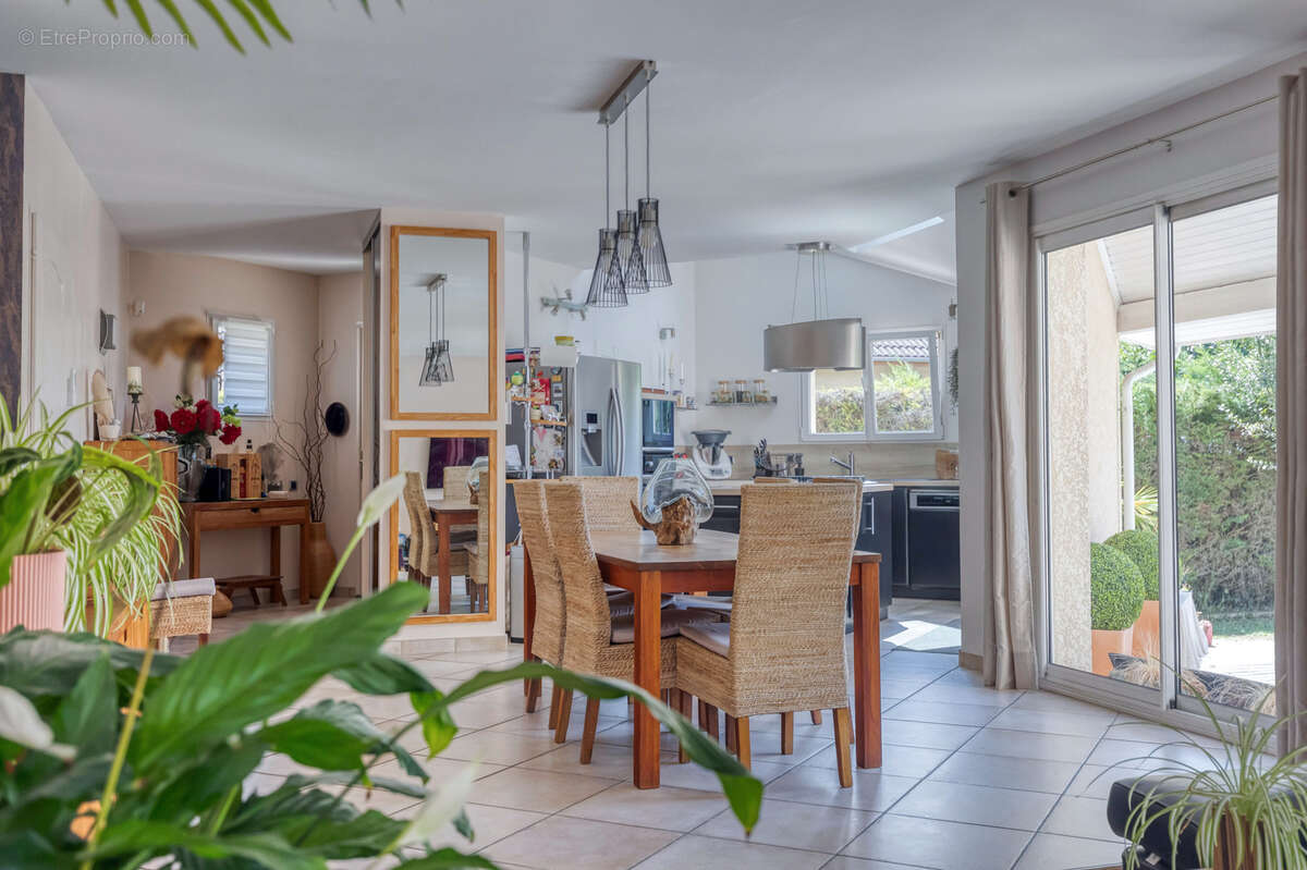 Maison à LE CHAMP-PRES-FROGES