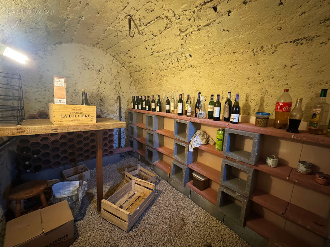 Maison à SAINT-GENES-CHAMPANELLE