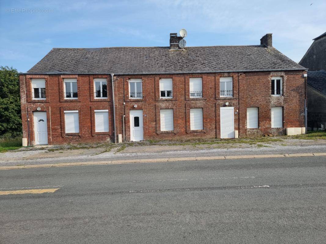 Appartement à ETEIGNIERES