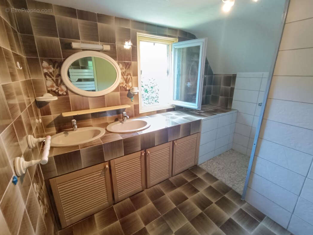 Maison à SAINT-GOAZEC