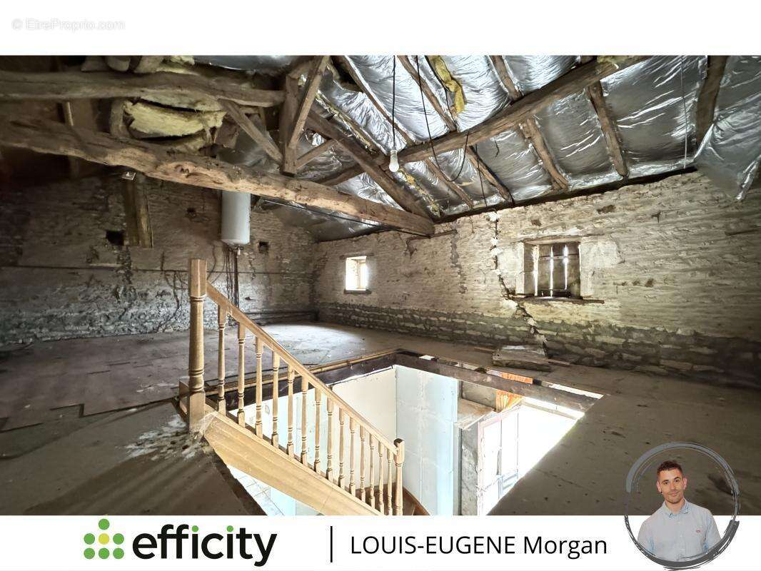 Maison à USSON-DU-POITOU