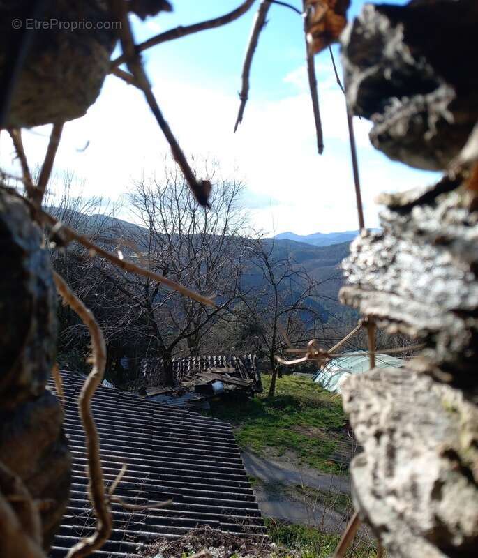 Terrain à SAINT-ETIENNE-VALLEE-FRANCAISE