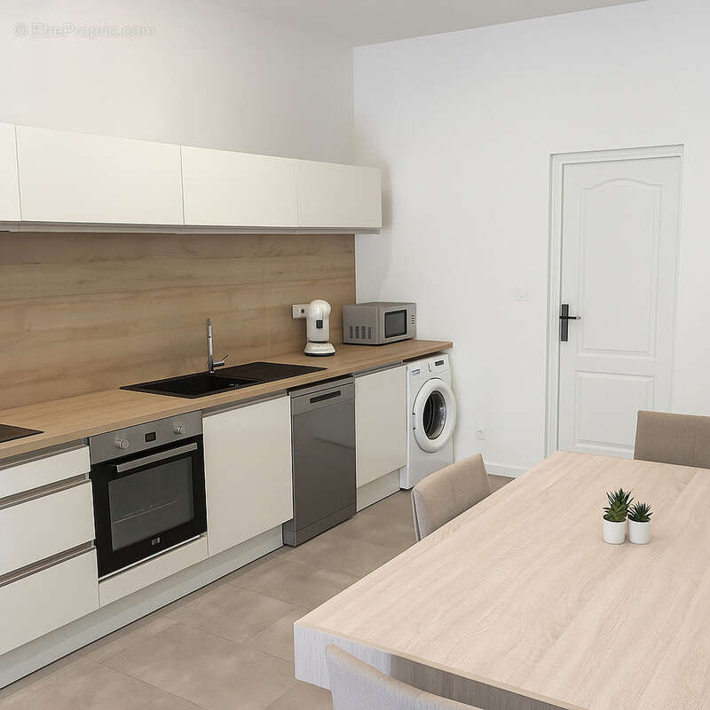 Appartement à PERON