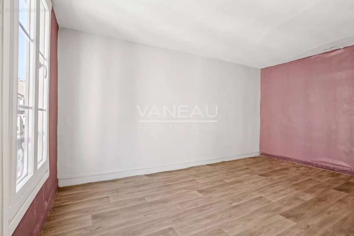 Appartement à PARIS-2E