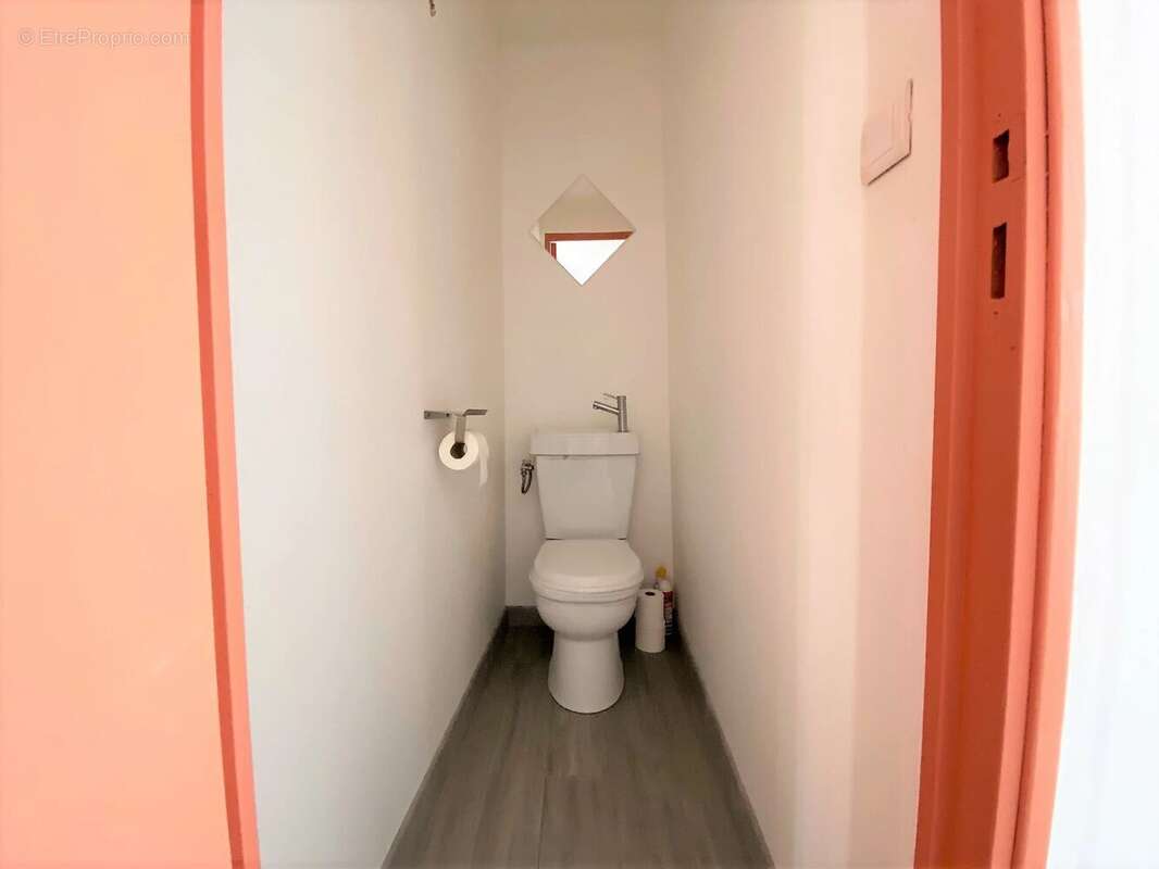 Appartement à ROQUEVAIRE