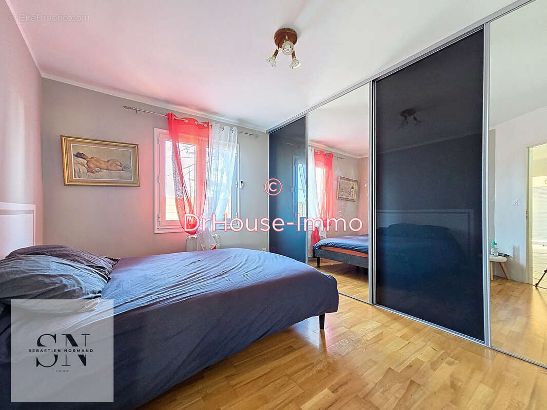 Maison à ALLEZ-ET-CAZENEUVE