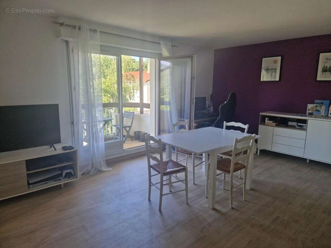 Appartement à THIAIS