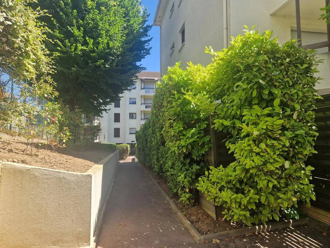 Appartement à THIAIS