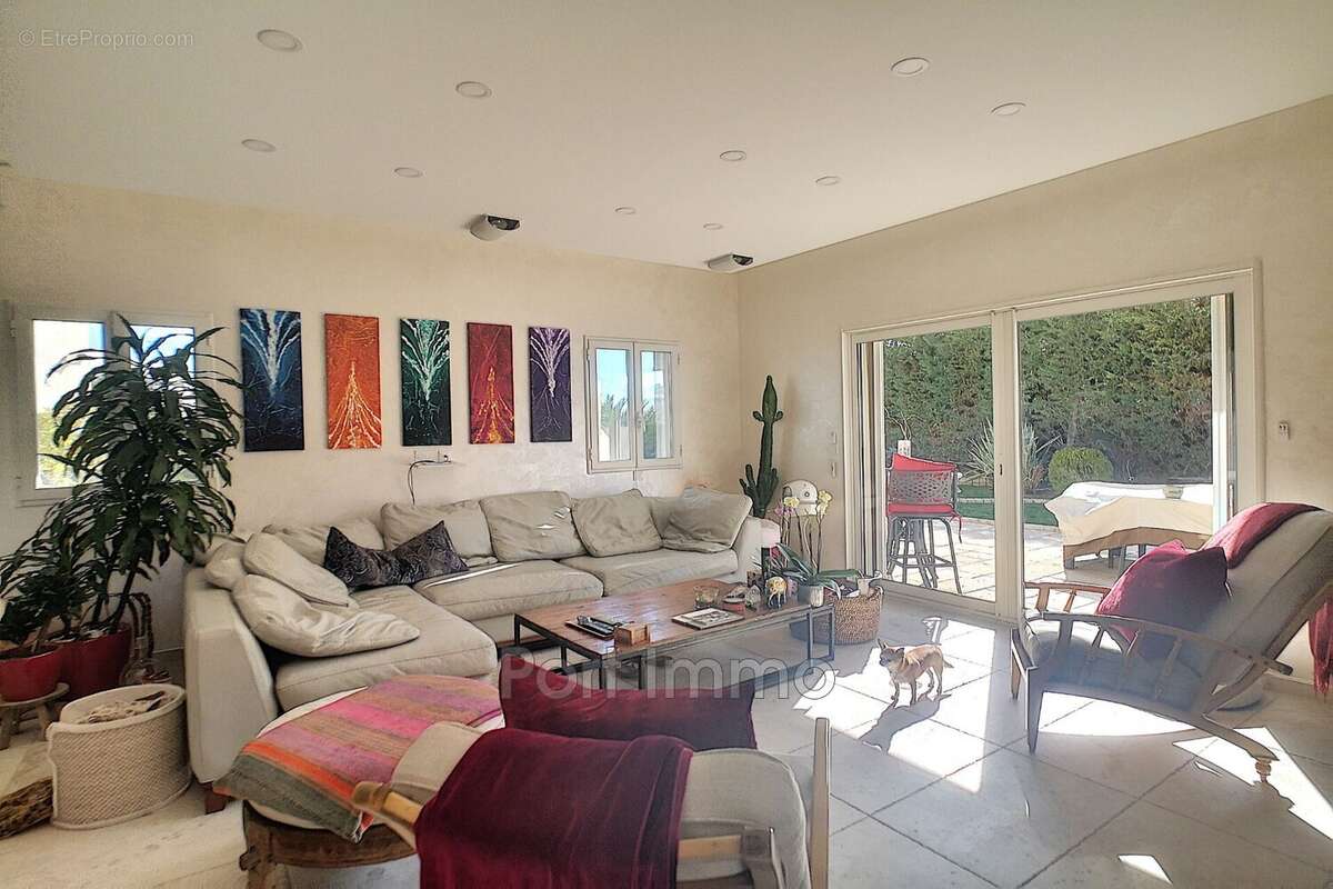 Maison à CAGNES-SUR-MER