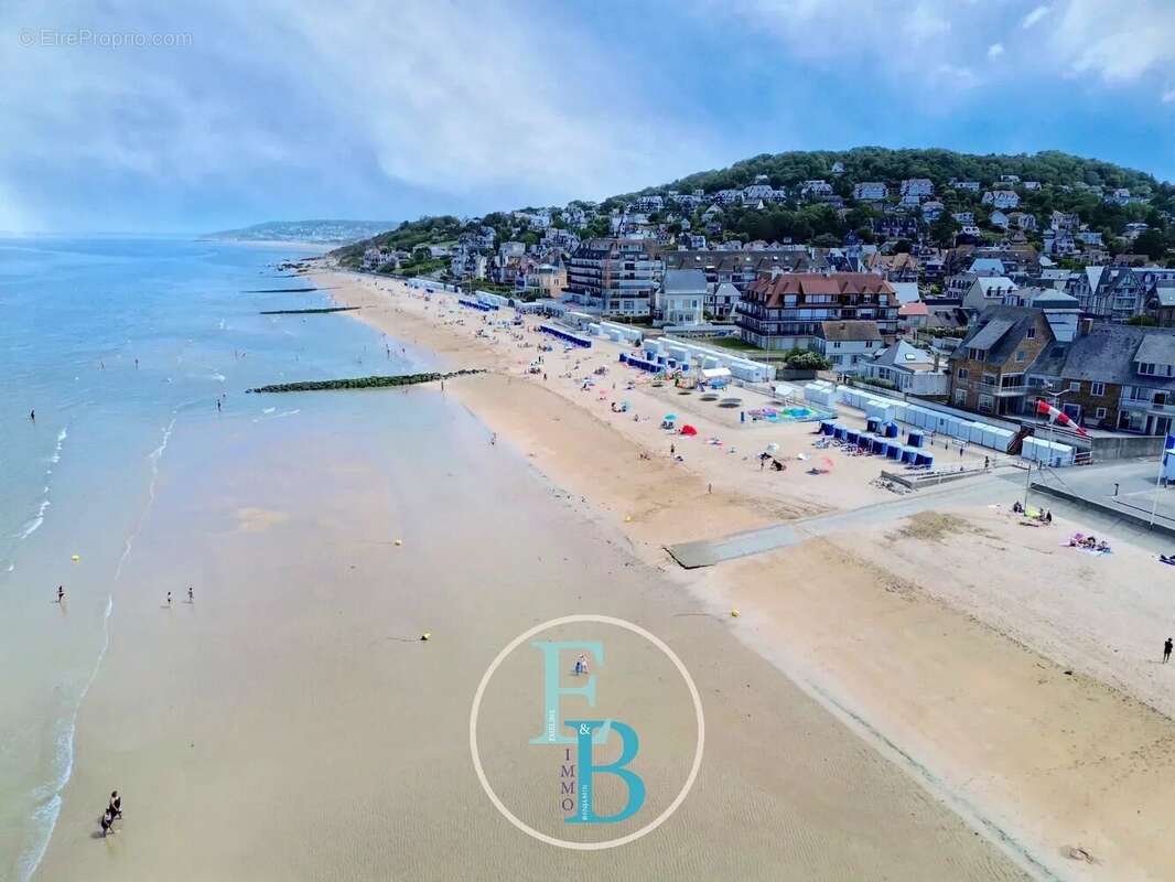 Appartement à BLONVILLE-SUR-MER