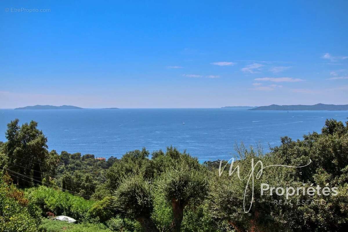 Maison à RAYOL-CANADEL-SUR-MER