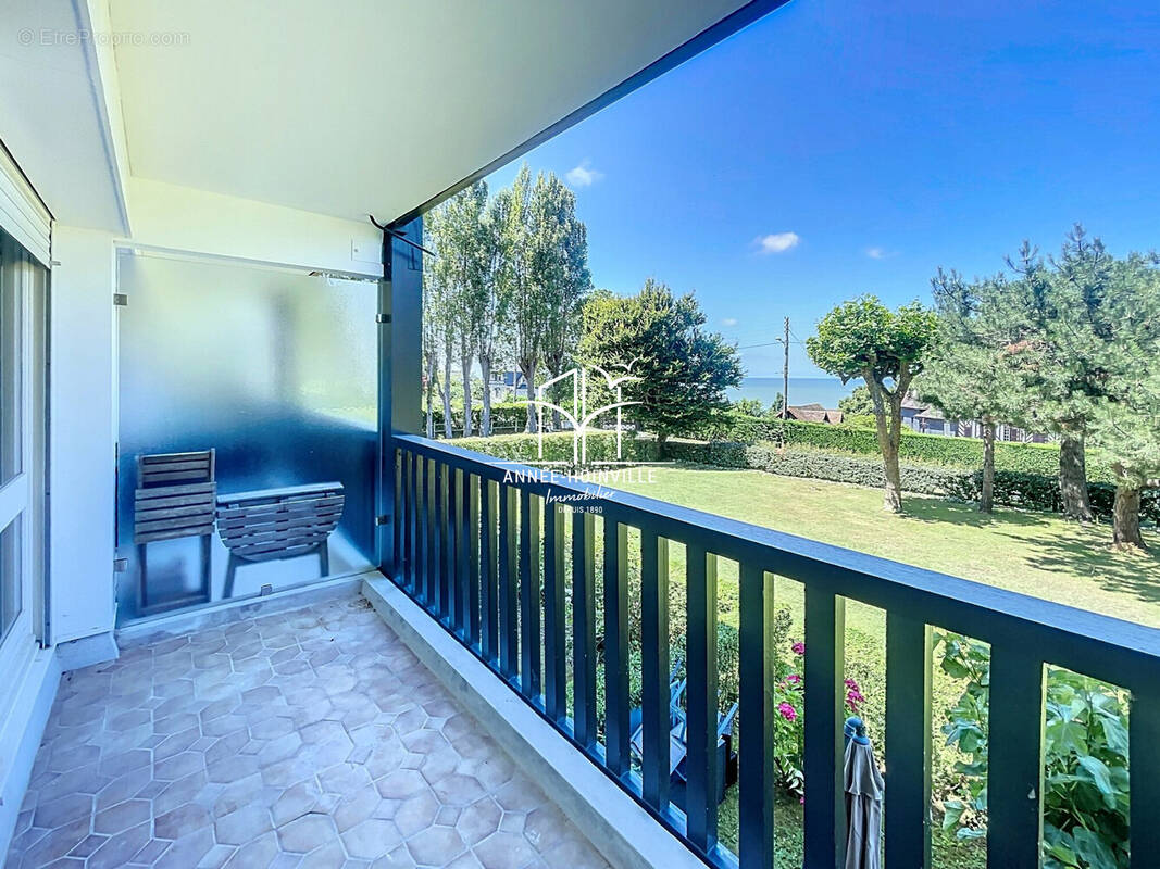 Appartement à TROUVILLE-SUR-MER