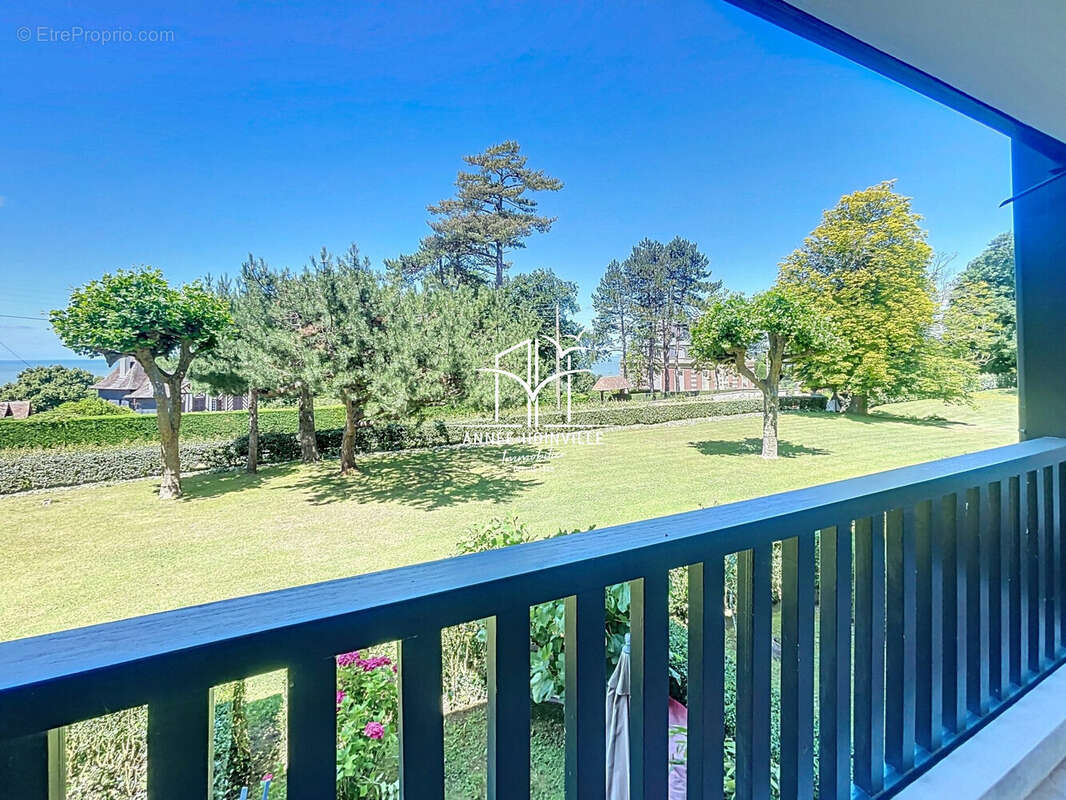 Appartement à TROUVILLE-SUR-MER