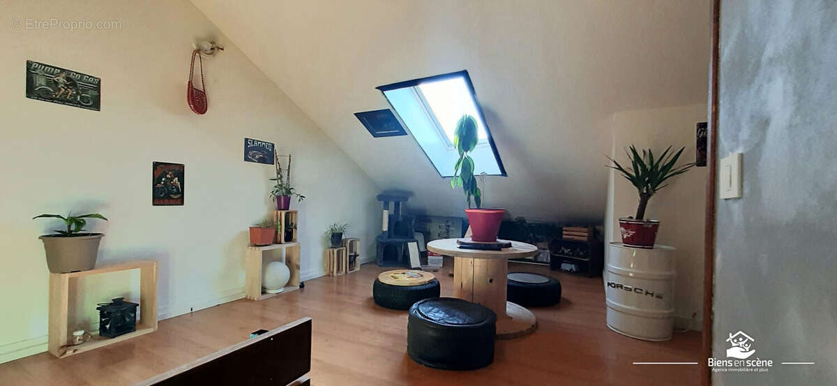 Maison à PONTARLIER