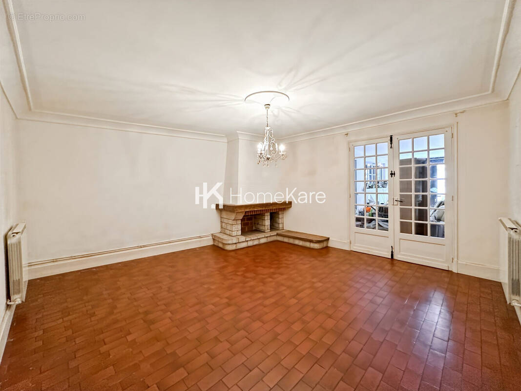 Maison à CASTELSARRASIN