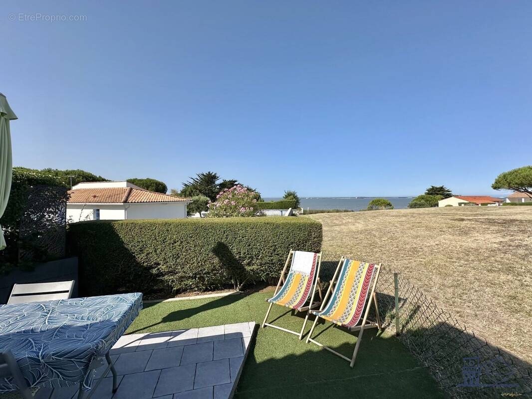 Maison à MESCHERS-SUR-GIRONDE