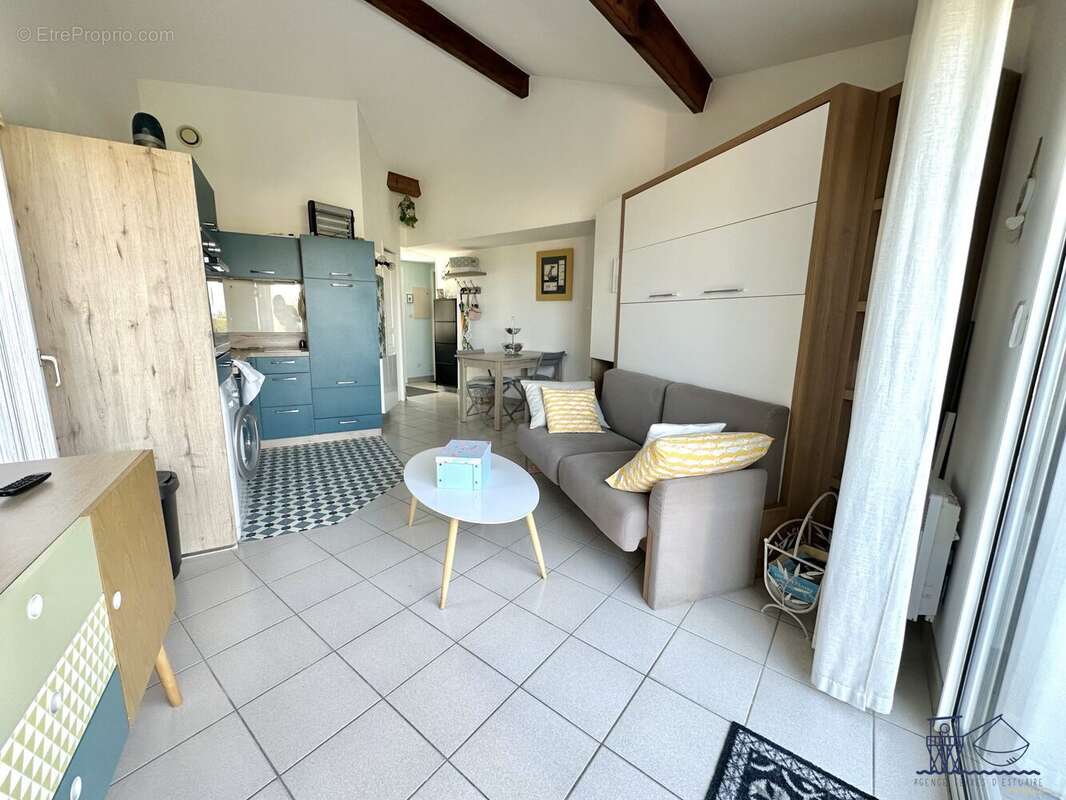 Maison à MESCHERS-SUR-GIRONDE