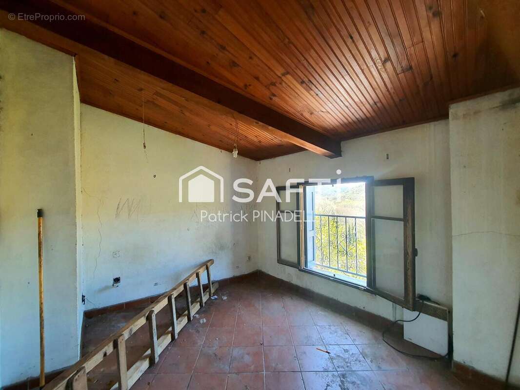 Photo 5 - Maison à LATOUR-DE-FRANCE