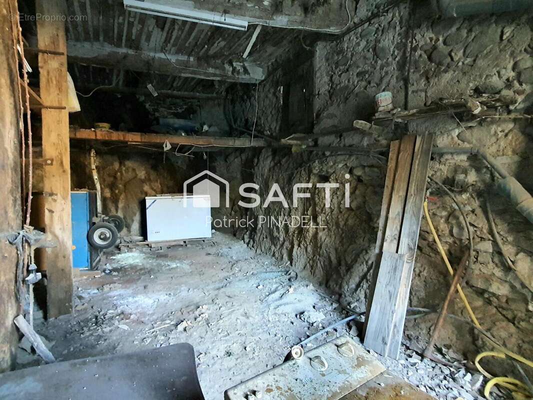 Photo 8 - Maison à LATOUR-DE-FRANCE